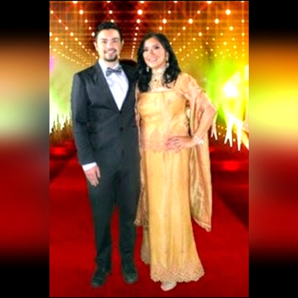 ESTRELLA "Uno1luv" Designer And Luxury Closet IS GOING LIVE - Picture 10 of 17